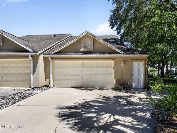 49 FOX VALLEY Drive, Orange Park, FL 32073