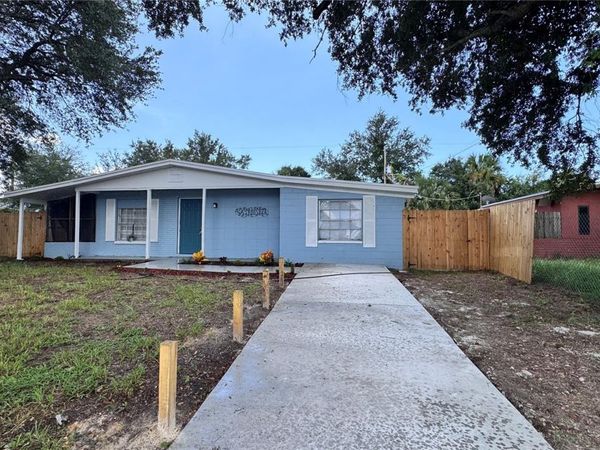8315 LIBBY LANE , TAMPA, FL 33619