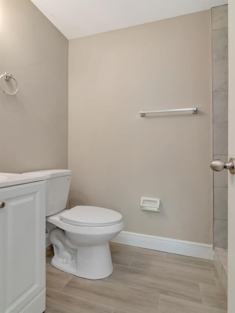 1207 62nd Avenue E, Bradenton, FL 34203 Photo