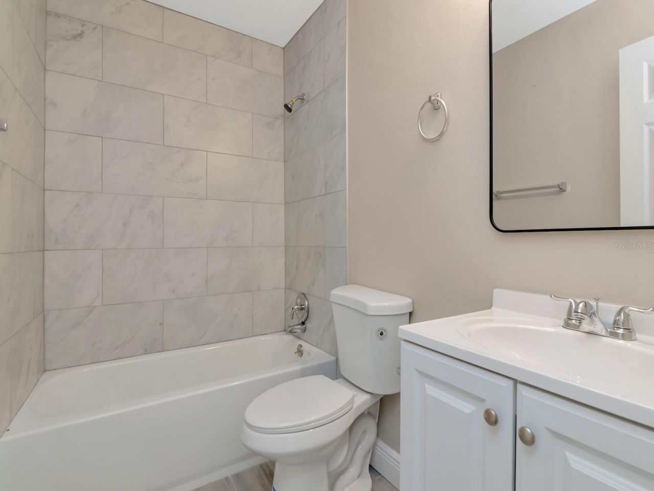 1207 62nd Avenue E, Bradenton, FL 34203 Photo