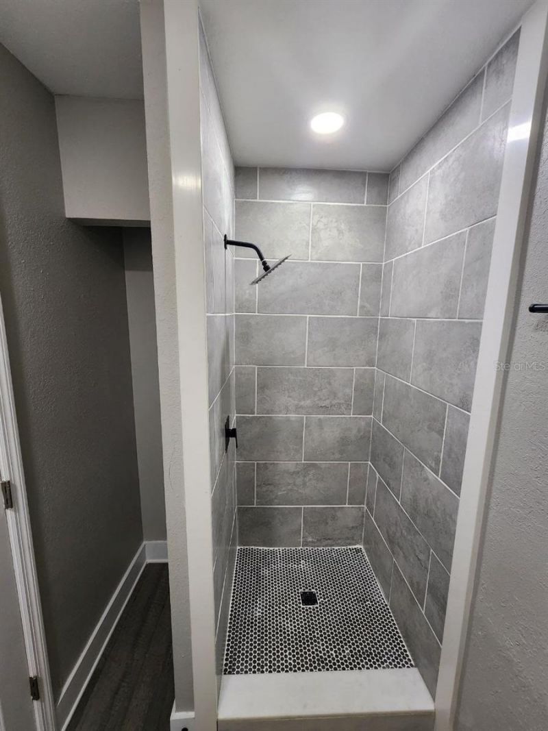 1207 62nd Avenue E, Bradenton, FL 34203 Photo