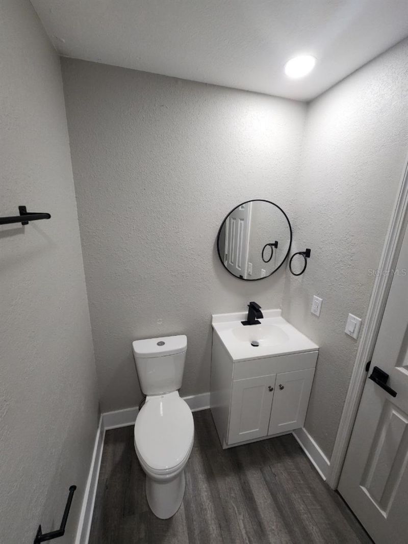 1207 62nd Avenue E, Bradenton, FL 34203 Photo