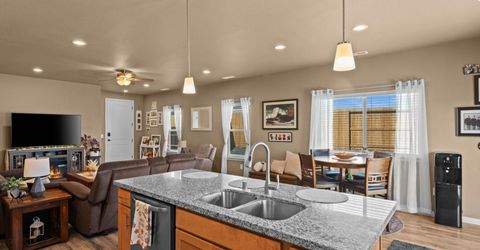 1323 Serenity Circle, Fernley, NV 89408 Photo