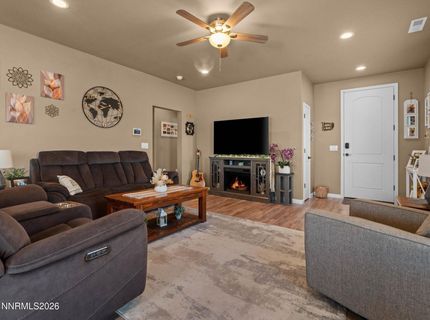 1323 Serenity Circle, Fernley, NV 89408 Photo