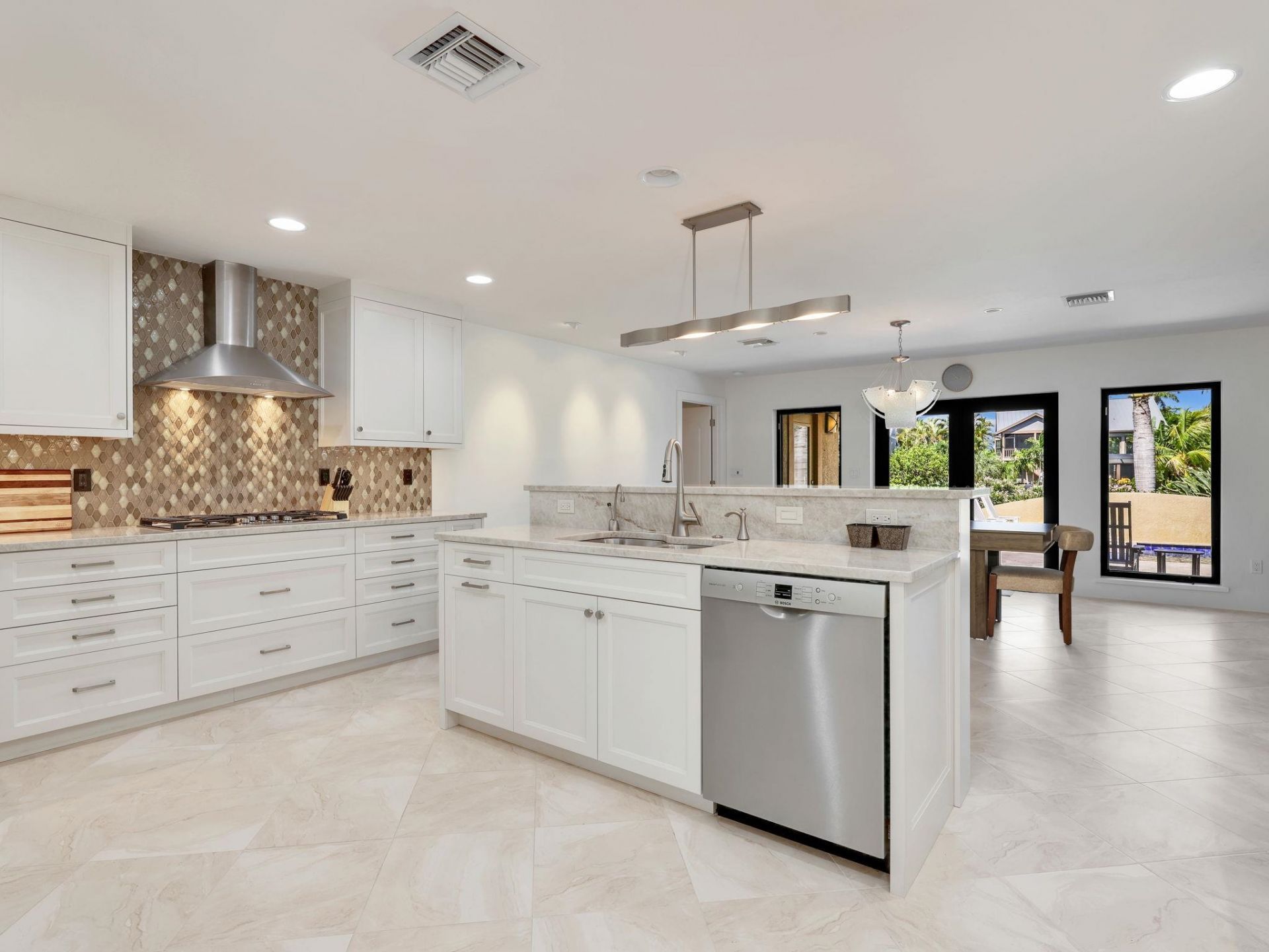 918 Limpet, Sanibel, FL 33957 Photo