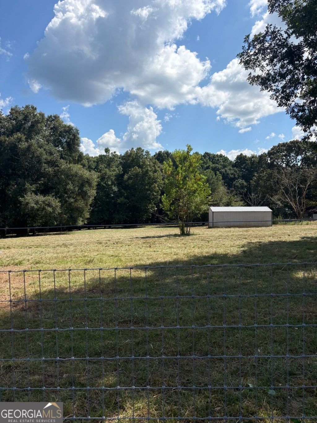 219 Rogers Circle, Barnesville, GA 30204 Main Photo