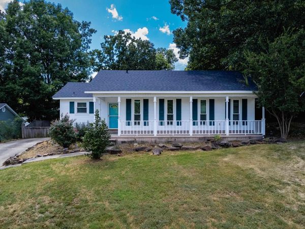 26 Wagon Wheel Ct, Little Rock, AR 72211