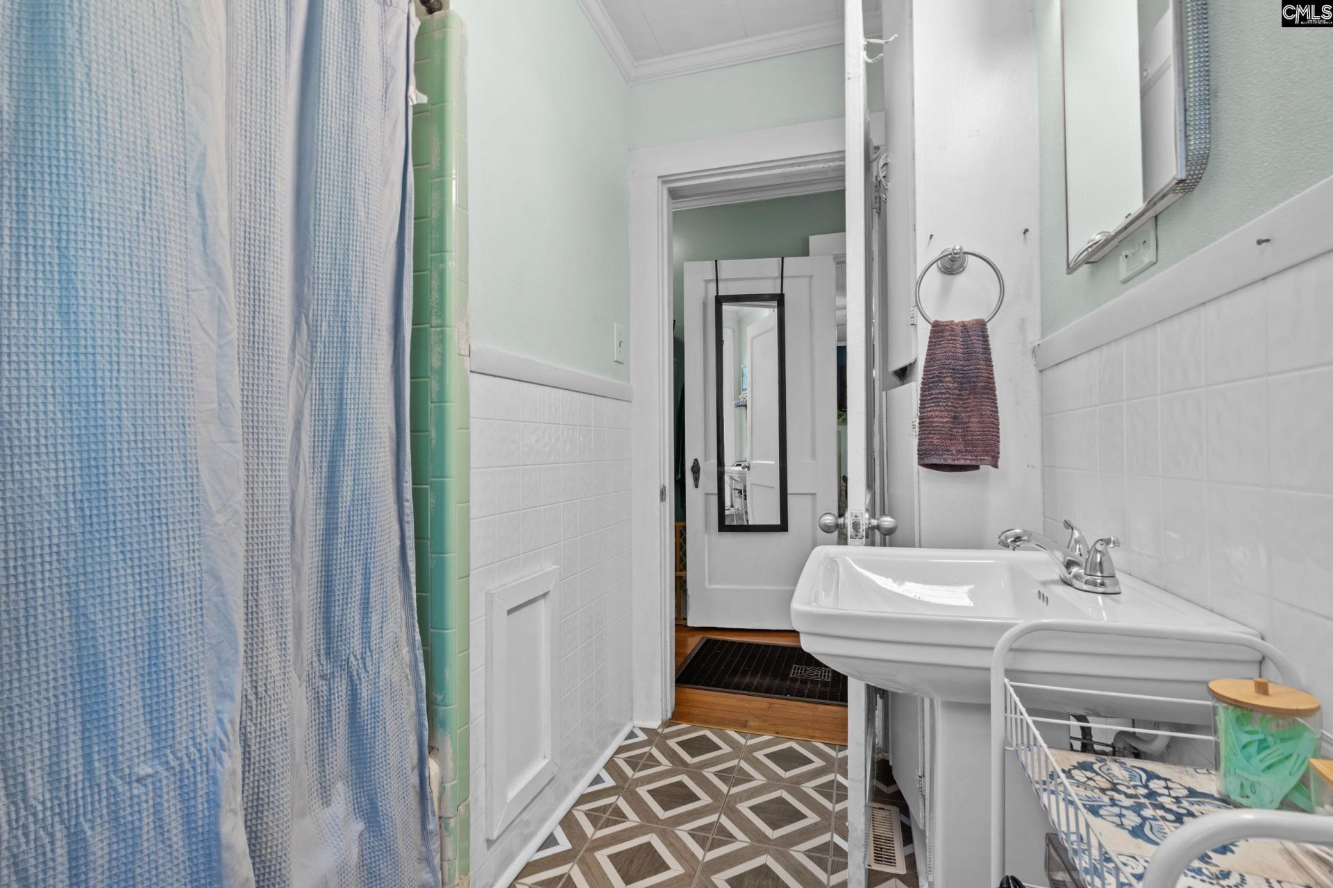 1232 Jones Street Photo 20