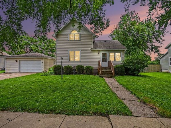 304 N Maple Street, Grant Park, IL 60940