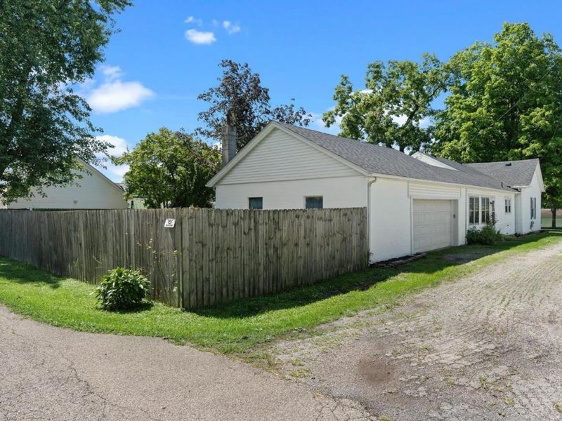 125 W Fancy, Blanchester, OH 45107 Photo 5