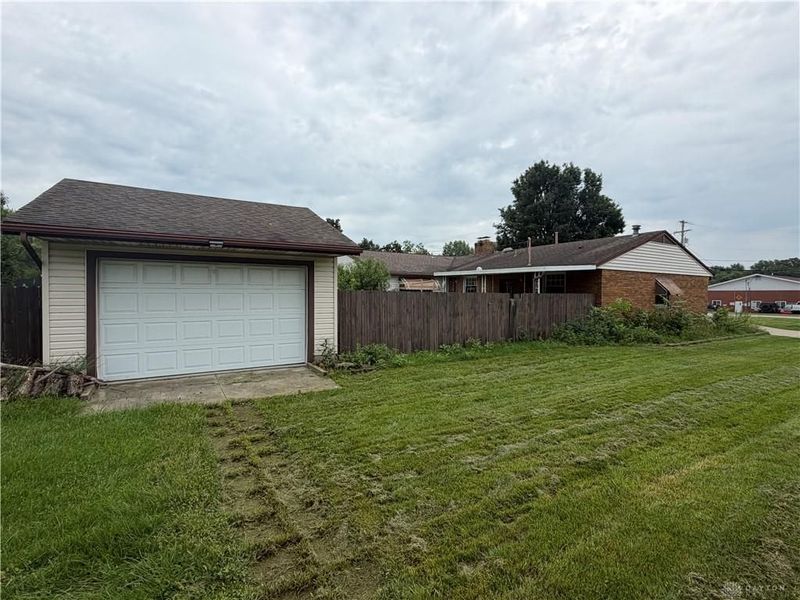 3999 Old Salem Road, Clayton, OH 45415 Photo 4