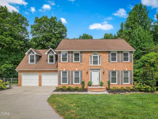 1301 Shadybrook Cove Lane, Knoxville, TN 37922