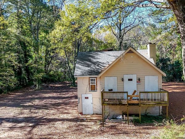 2905 Waters Road, Atlanta, GA 30354