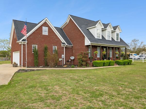 6012 Worthington Rd , Columbia, TN 38401