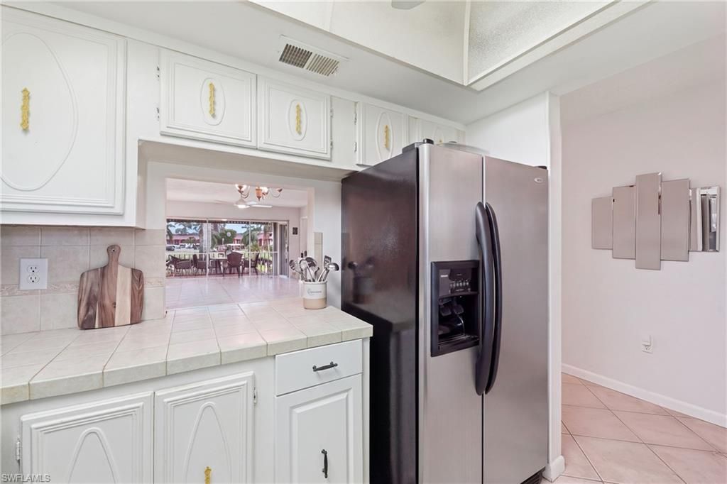 325 Charlemagne Blvd , Unit 204B, Naples, FL 34112 Photo
