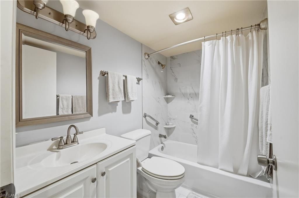 325 Charlemagne Blvd , Unit 204B, Naples, FL 34112 Photo