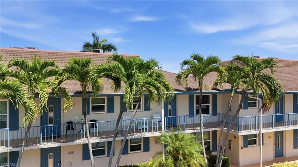 325 Charlemagne Blvd , Unit 204B, Naples, FL 34112 Photo