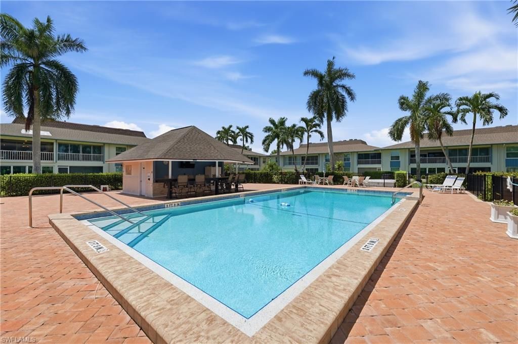 325 Charlemagne Blvd , Unit 204B, Naples, FL 34112 Photo