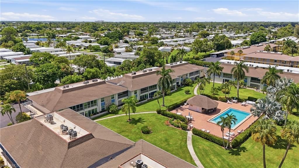 325 Charlemagne Blvd , Unit 204B, Naples, FL 34112 Photo