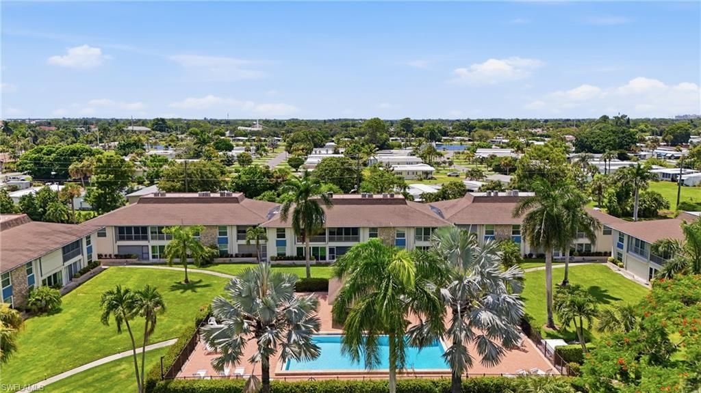 325 Charlemagne Blvd , Unit 204B, Naples, FL 34112 Photo