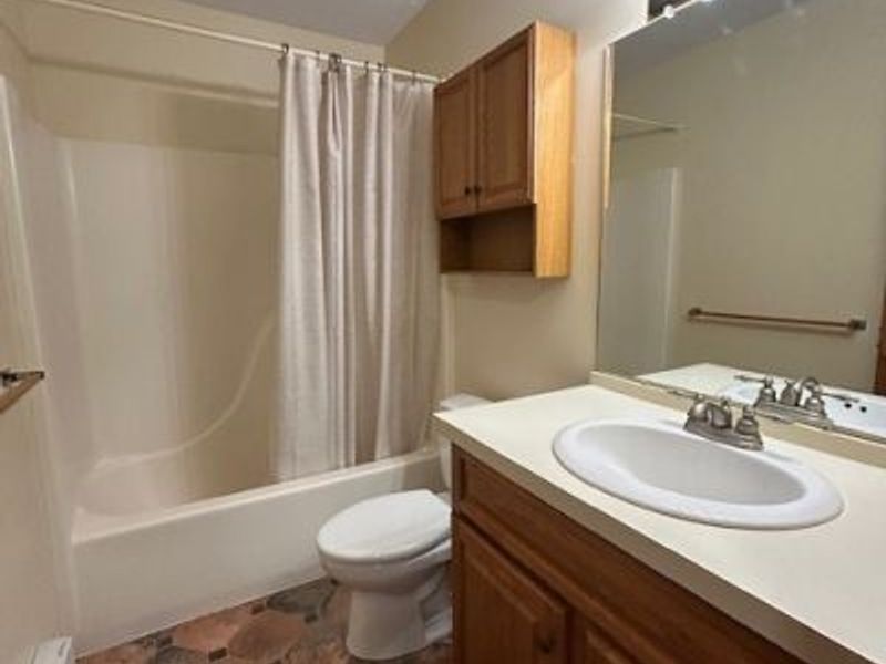 119 Burlington Oval Drive, Unit 10, Chardon, OH 44024 Photo 25