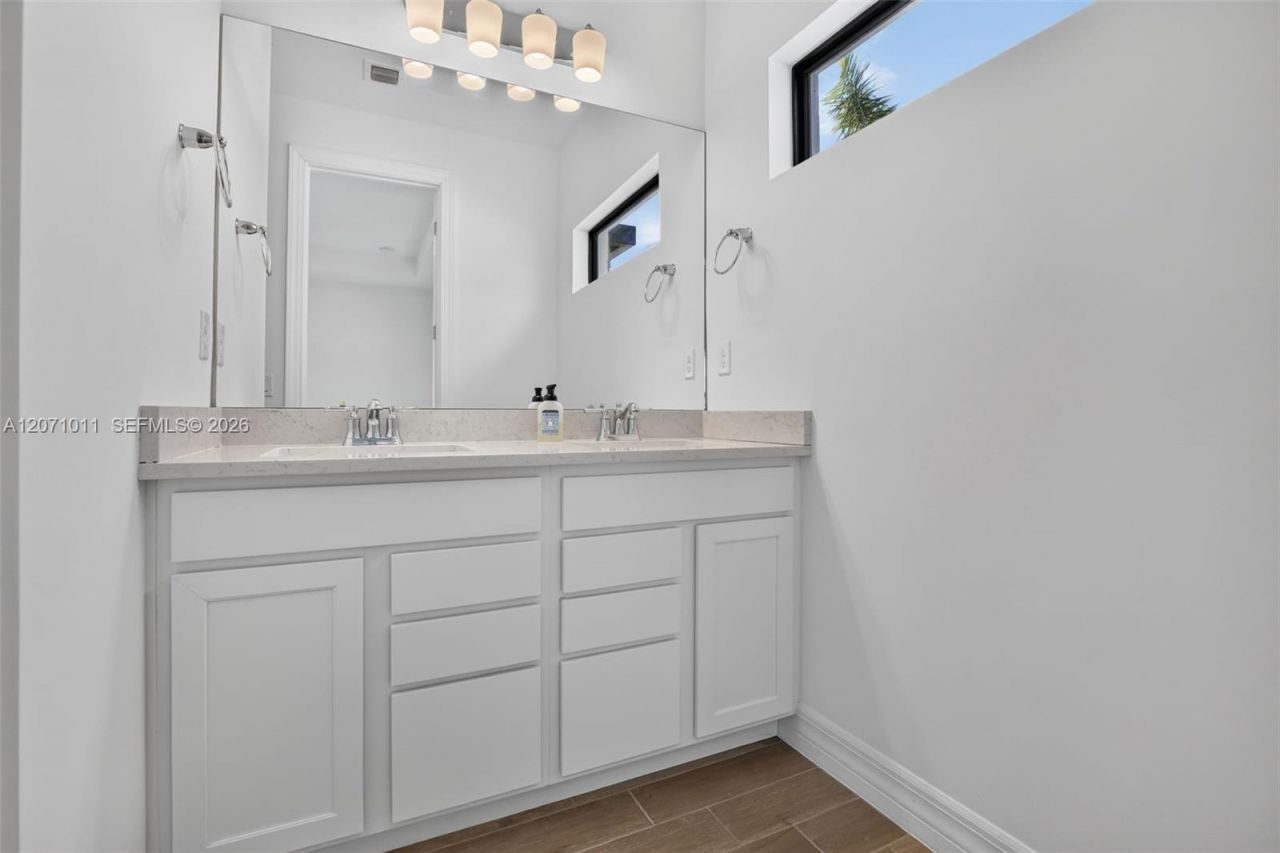 771 NW 84th Ter , Plantation, FL 33324 Photo