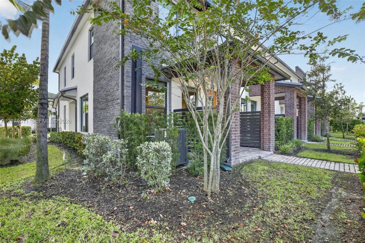 771 NW 84th Ter , Plantation, FL 33324 Photo