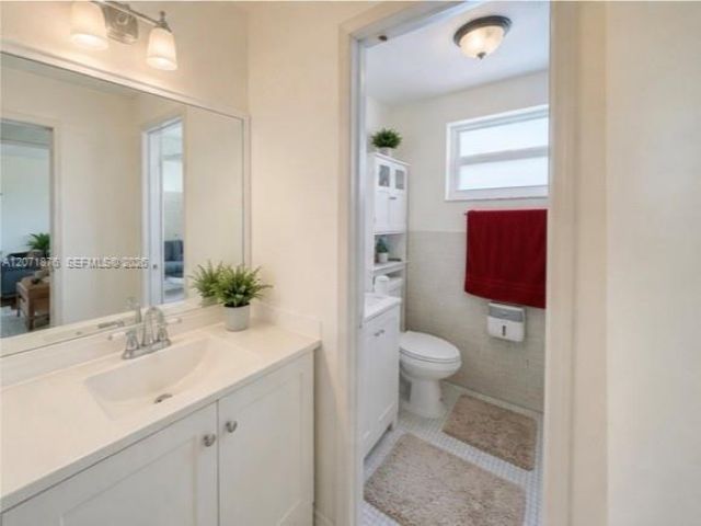 215 SE 3rd Ave , Unit 308C, Hallandale Beach, FL 33009 Photo