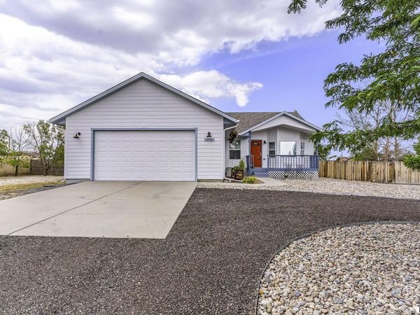 686 N Mancos Dr, Pueblo West, CO 81008