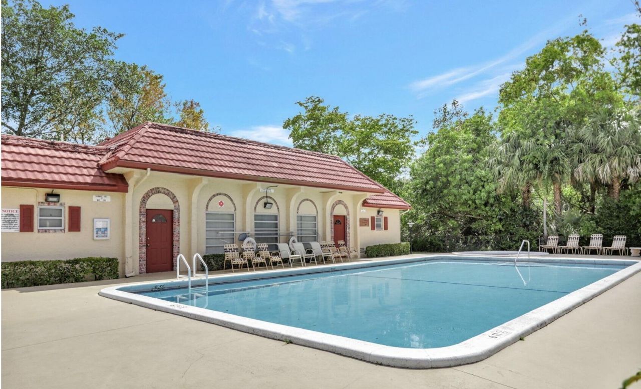 3056 Riverside Drive, Unit c6, Coral Springs, FL 33065 Photo