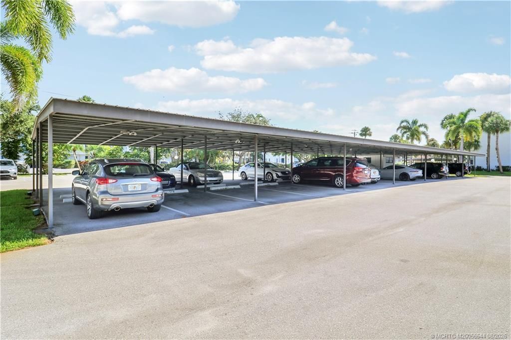 1950 SW Palm City Road, Unit 8-302, Stuart, FL 34994 Photo