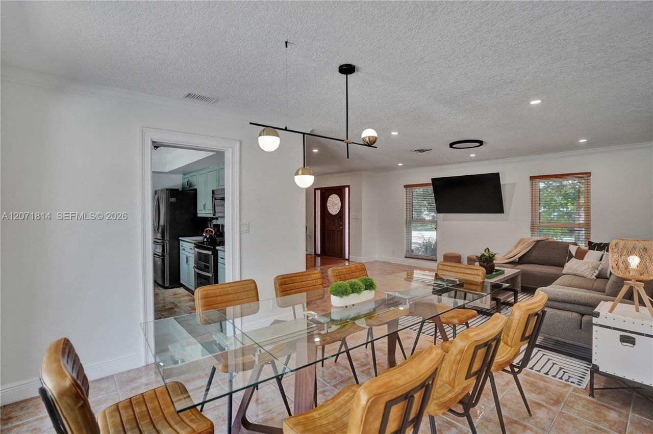 6421 NE 22nd Ave, Fort Lauderdale, FL 33308 Photo