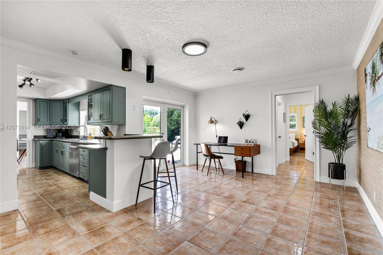 6421 NE 22nd Ave, Fort Lauderdale, FL 33308 Photo