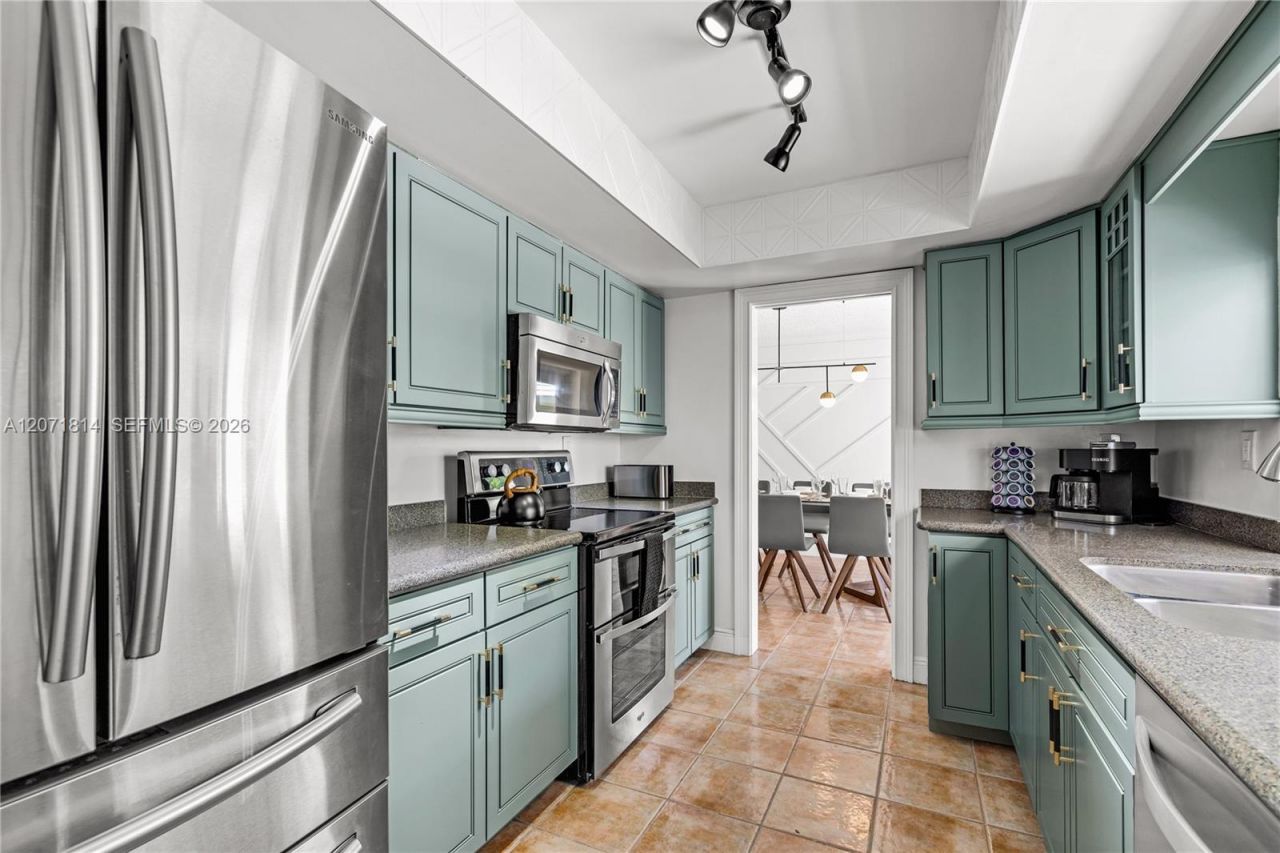 6421 NE 22nd Ave, Fort Lauderdale, FL 33308 Photo