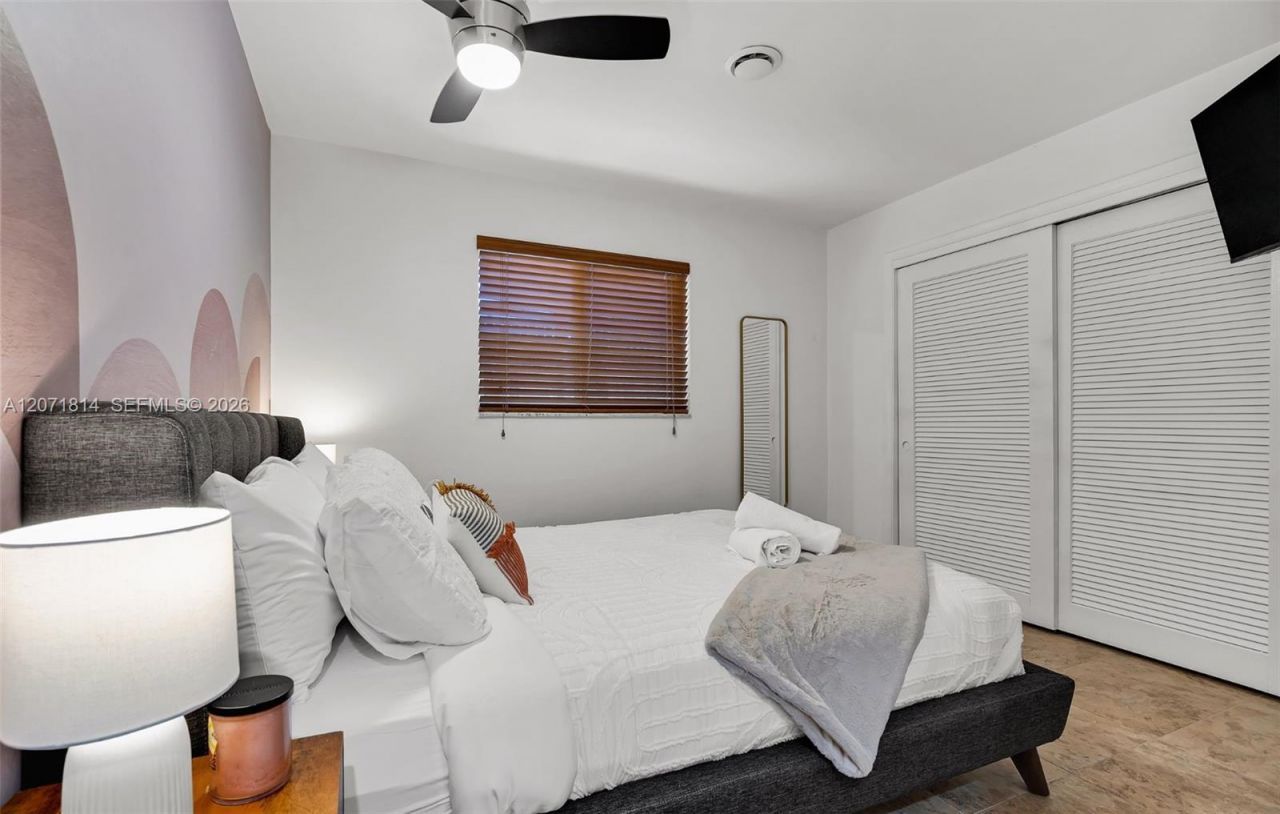 6421 NE 22nd Ave, Fort Lauderdale, FL 33308 Photo