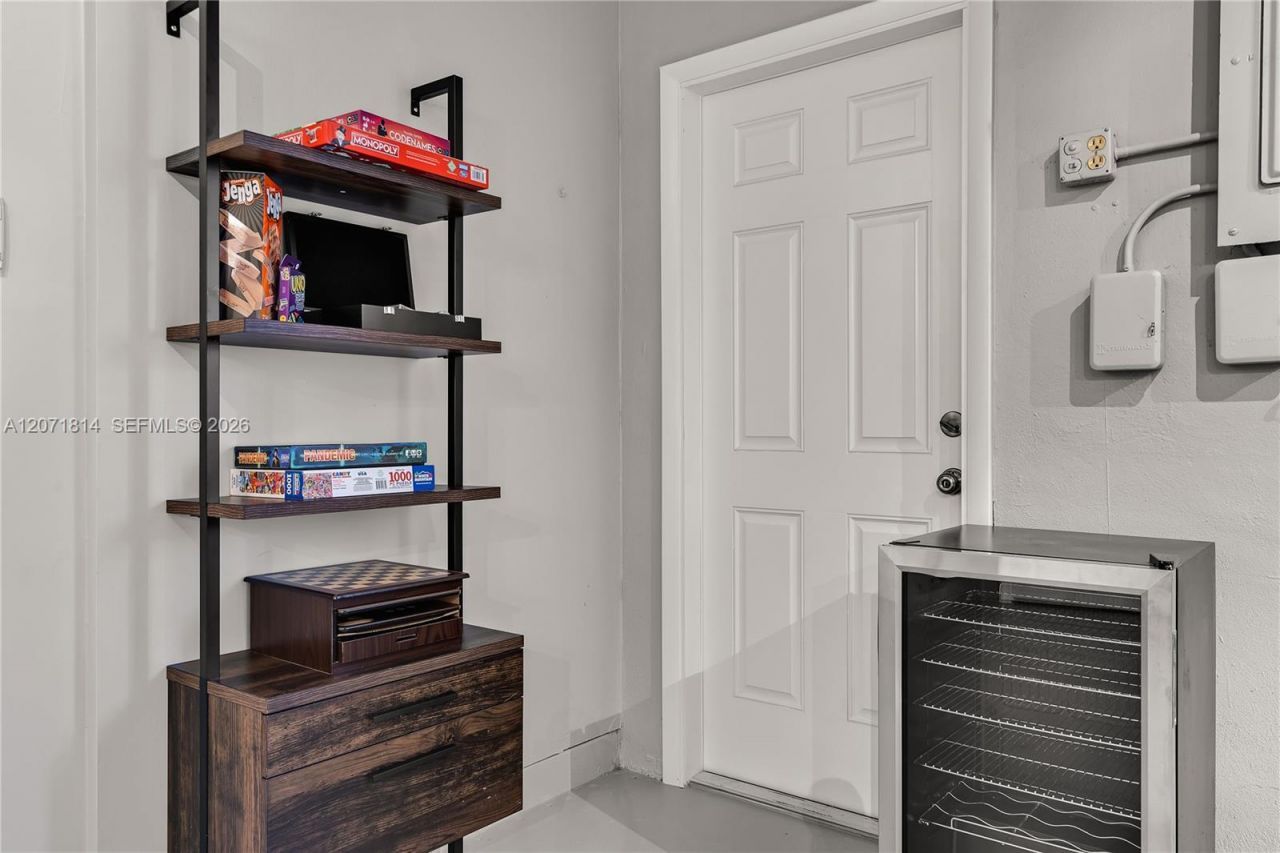 6421 NE 22nd Ave, Fort Lauderdale, FL 33308 Photo