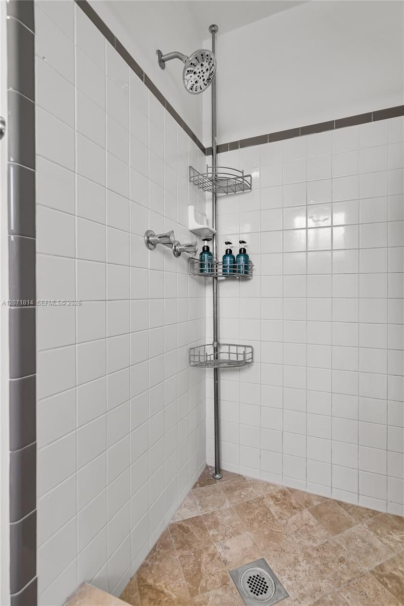 6421 NE 22nd Ave, Fort Lauderdale, FL 33308 Photo