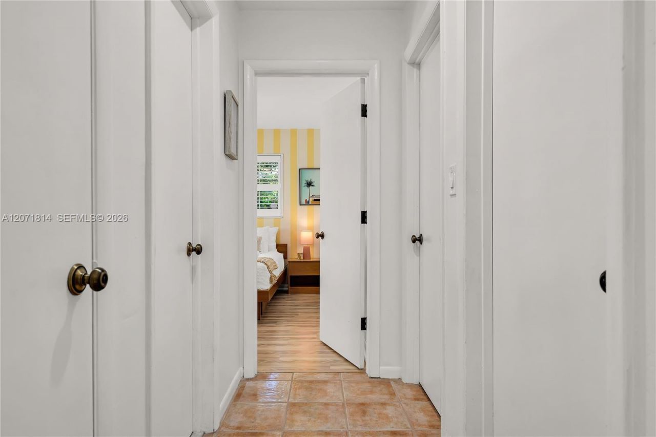 6421 NE 22nd Ave, Fort Lauderdale, FL 33308 Photo