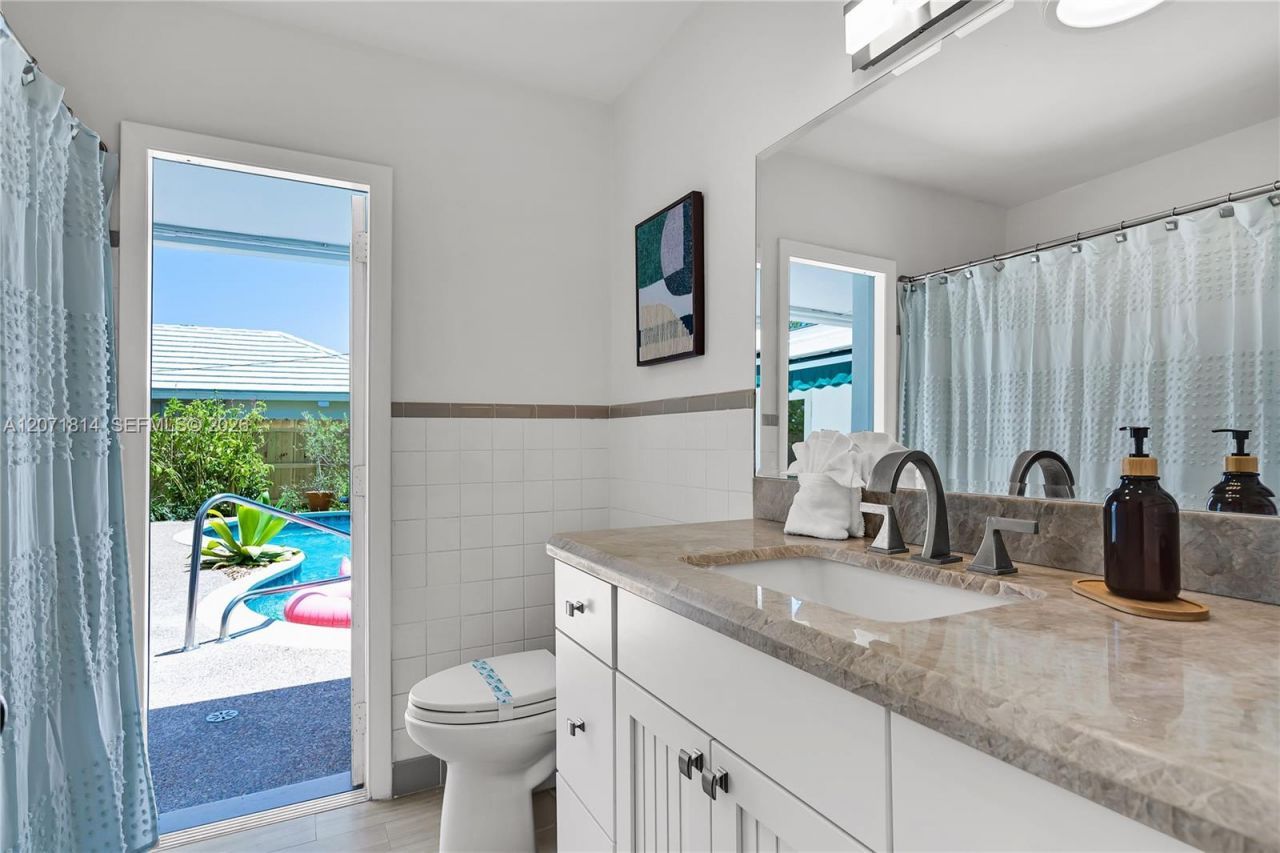 6421 NE 22nd Ave, Fort Lauderdale, FL 33308 Photo