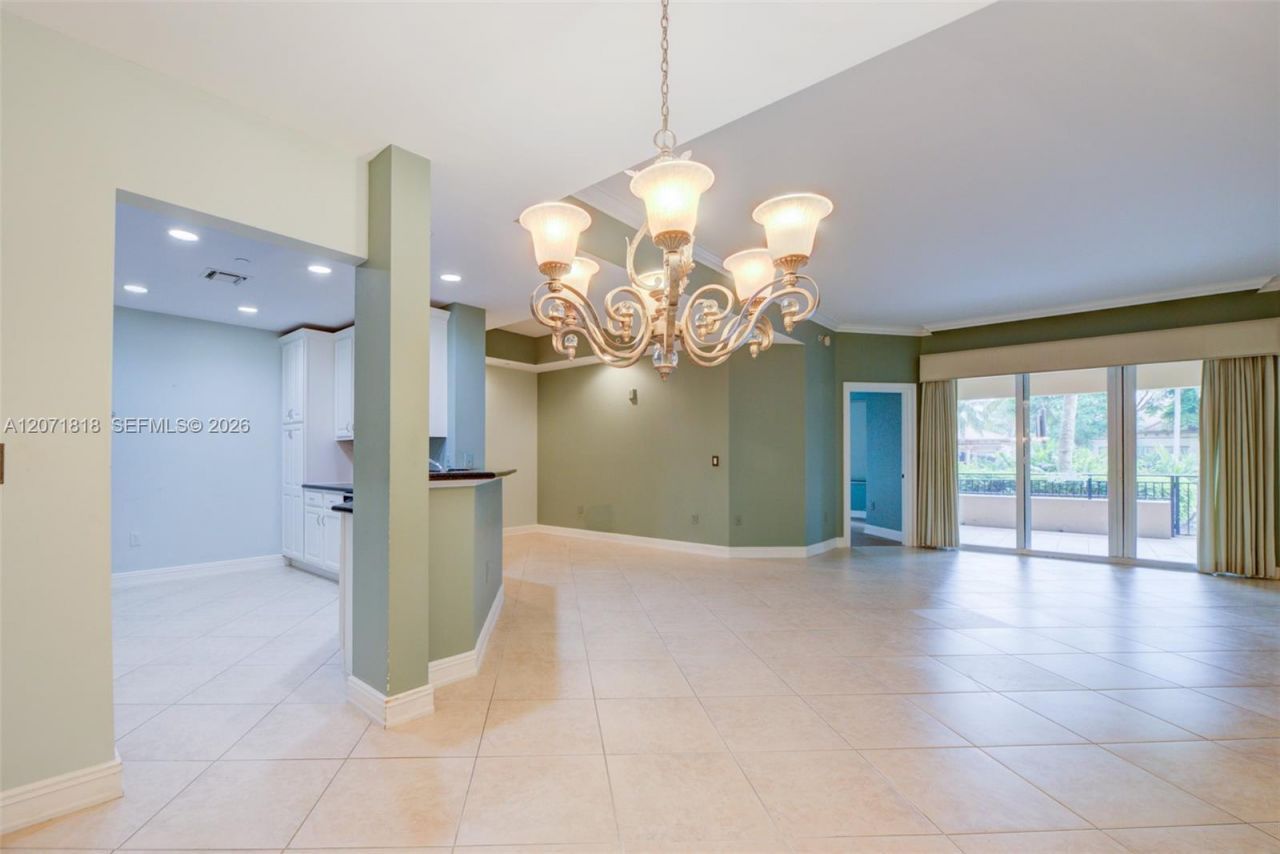 16135 Emerald Estates Dr, Unit 165, Weston, FL 33331 Photo