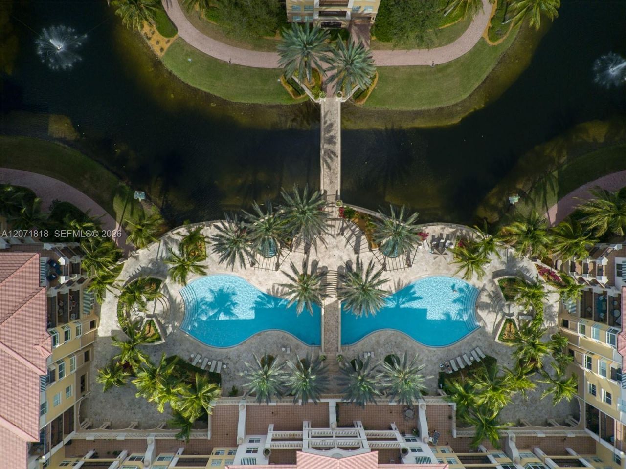 16135 Emerald Estates Dr, Unit 165, Weston, FL 33331 Photo