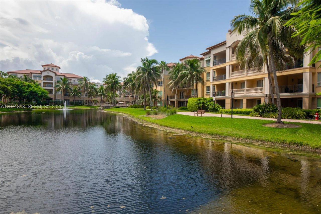 16135 Emerald Estates Dr, Unit 165, Weston, FL 33331 Photo