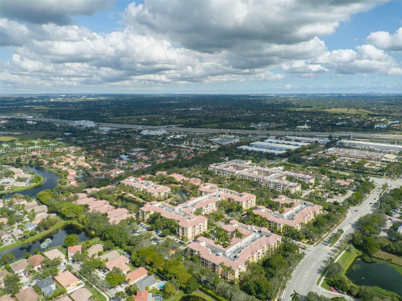16135 Emerald Estates Dr, Unit 165, Weston, FL 33331 Photo