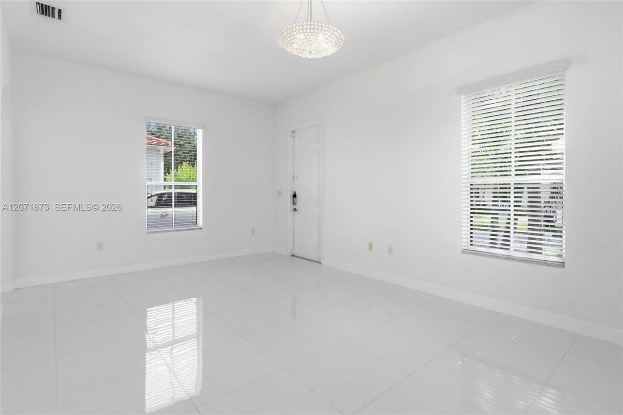 9232 SW 171st Ct , Miami, FL 33196 Photo