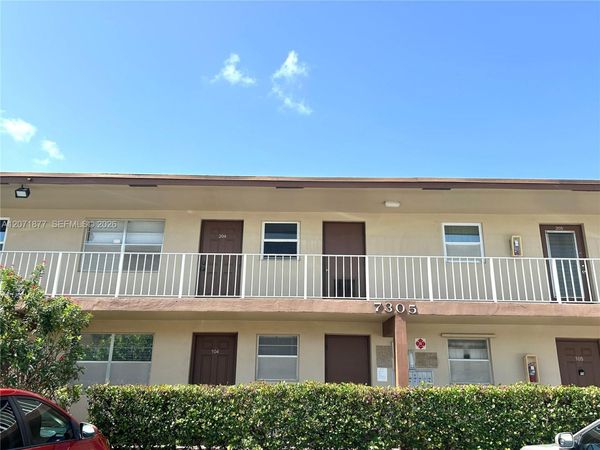 7305 NW 4th Pl, Unit 204, Margate, FL 33063