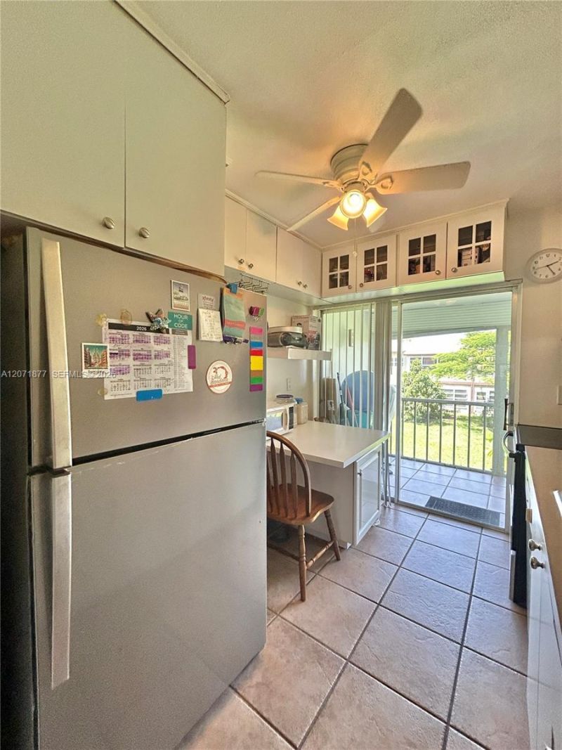 7305 NW 4th Pl, Unit 204, Margate, FL 33063 Photo