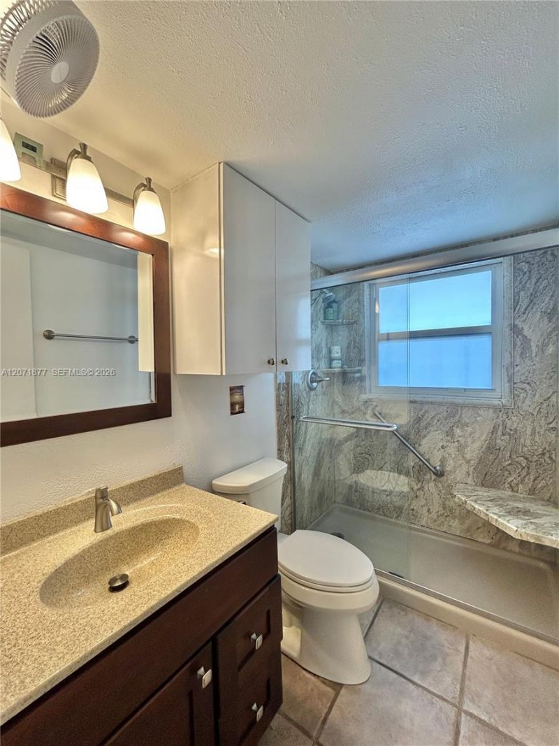 7305 NW 4th Pl, Unit 204, Margate, FL 33063 Photo