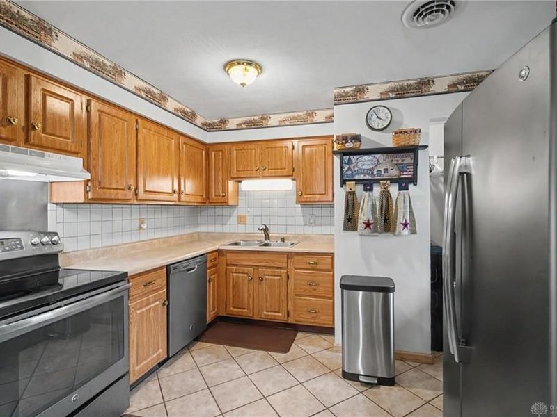 3525 W Farrington Road, Piqua, OH 45356 Photo 13