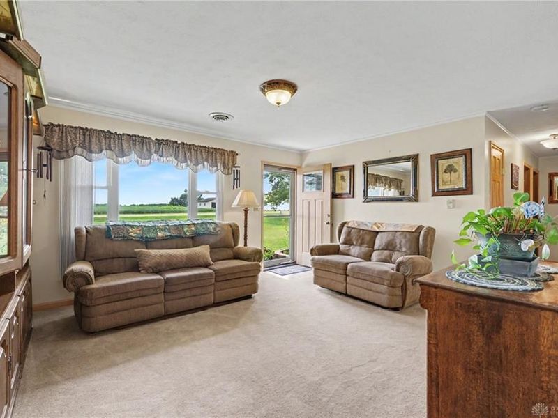 3525 W Farrington Road, Piqua, OH 45356 Photo 6