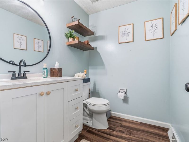 3379 Stratham Circle NW, Canton, OH 44708 Photo 15